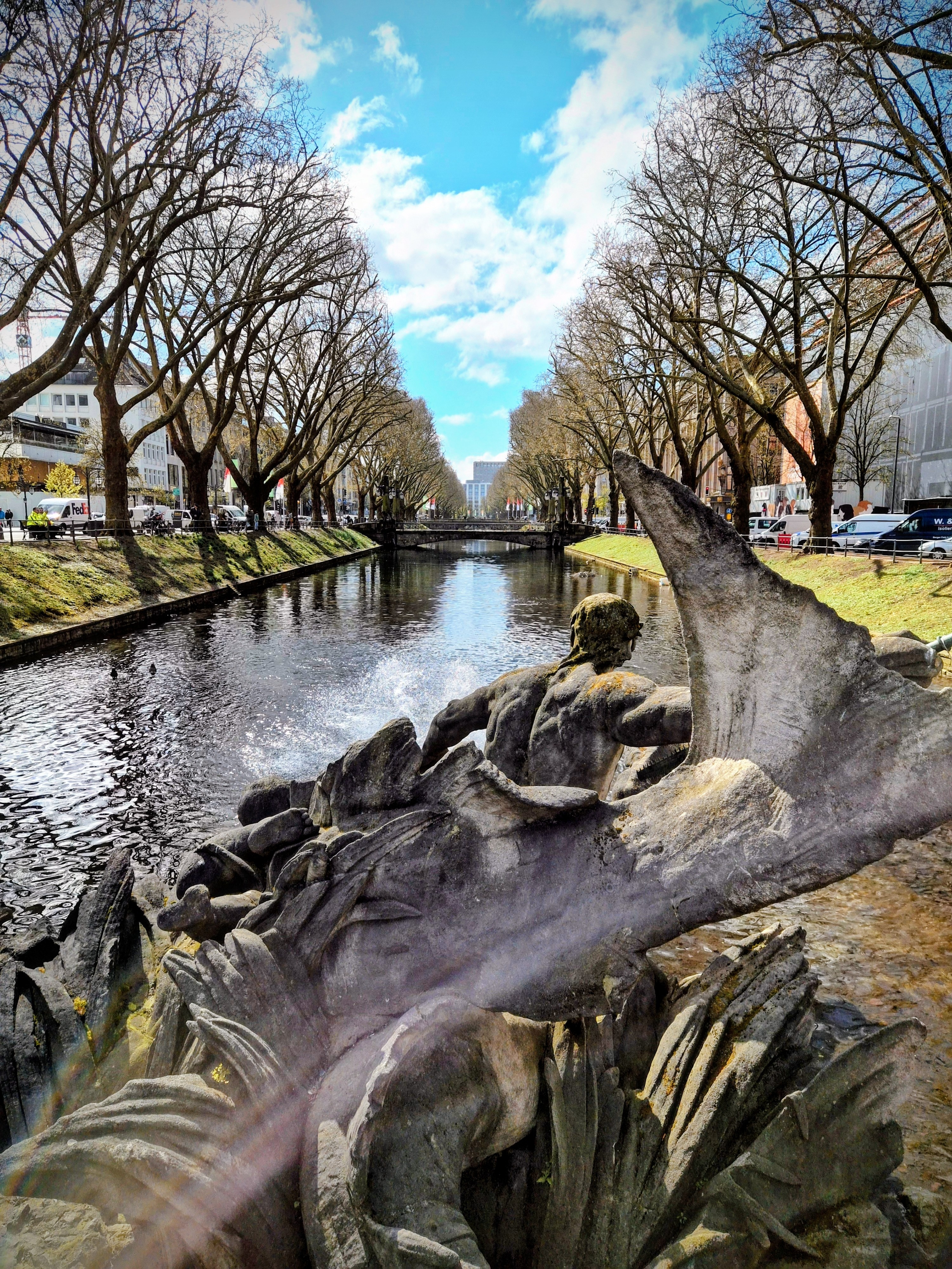 Düsseldorf Altstadt canal